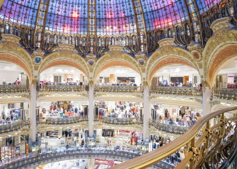 Galeries Lafayette equips its sales staff with digital tools